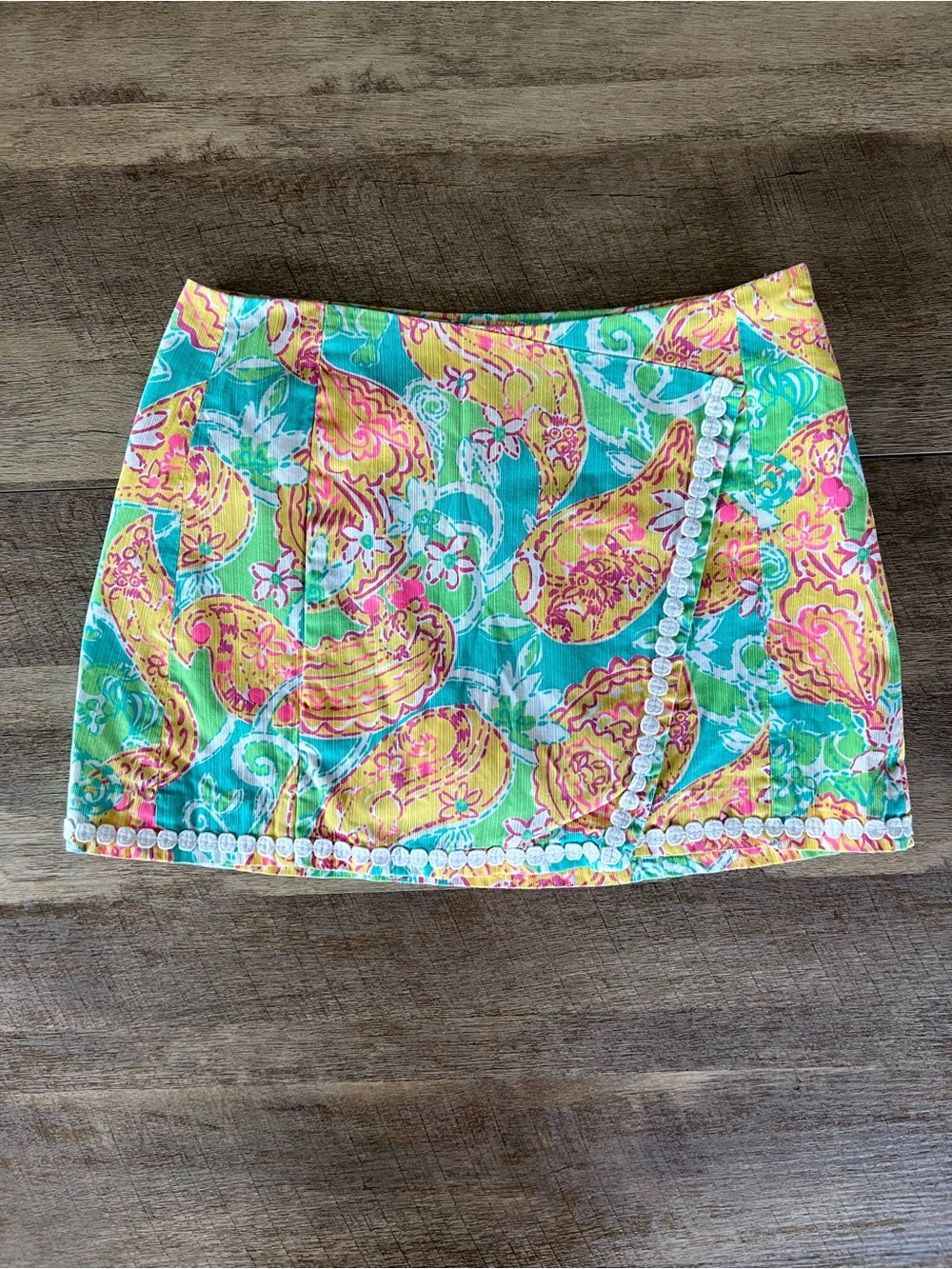 Lilly Pulitzer Mini Skort | Skirt lined with undershorts size 4